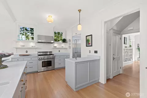 Kitchen - 511 33rd Ave, Seattle, WA 98122 photo 3 of 3