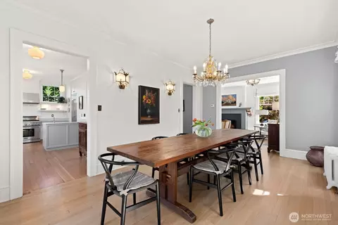 Dining - 511 33rd Ave, Seattle, WA 98122 photo 3 of 3