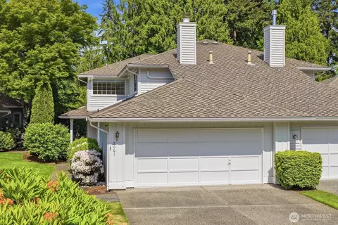 2001 Mill Pointe Dr SE, Mill Creek, WA 98012