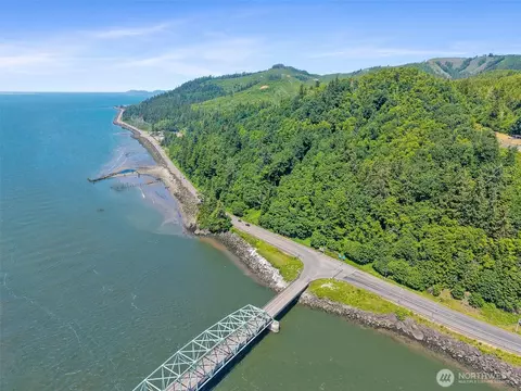 128 State Route 101 Lots 4b 8, Chinook, WA 98614