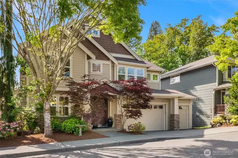 10337 155th Ave NE, Redmond, WA 98052