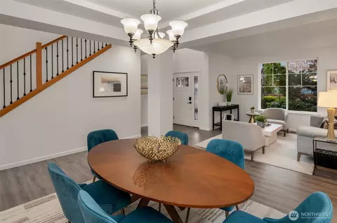 Dining - 21120 Meridian Pl W, Bothell, WA 98021 photo 1 of 3