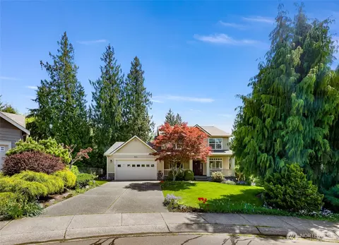 810 S Hills Dr, Bellingham, WA 98229