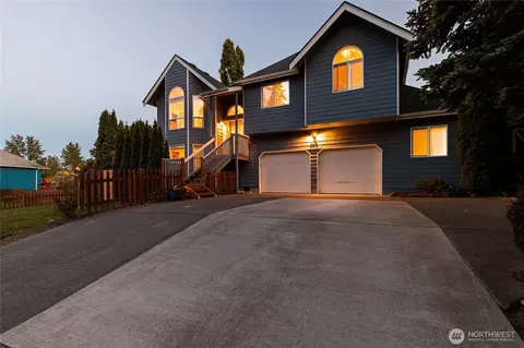 3613 N Grace Ln, Bellingham, WA 98226