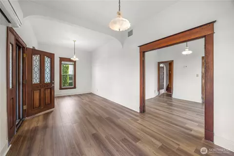 Living - 1624 Wright Ave, Sumner, WA 98390 photo 1 of 1