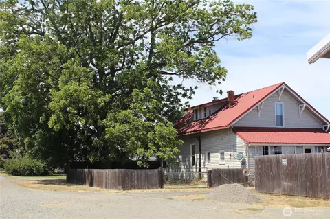 550 N Sequim Ave, Sequim, WA 98382