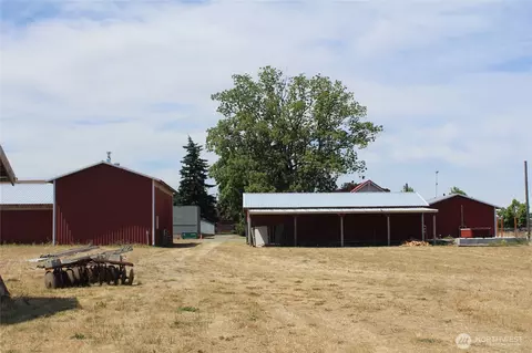 Exterior - 550 N Sequim Ave, Sequim, WA 98382 photo 4 of 10