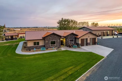 3962 Road F NE, Moses Lake, WA 98837