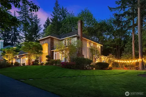 8512 213th Pl NE, Redmond, WA 98053
