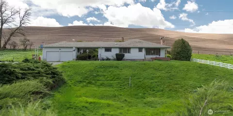 950 Lewis Peak Rd, Waitsburg, WA 99361