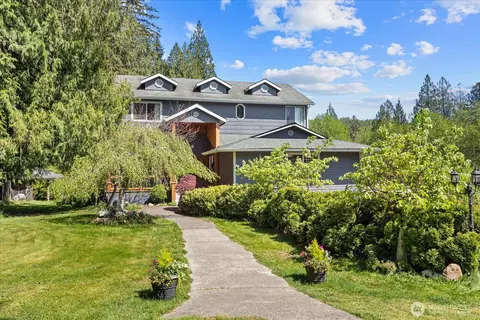 121 N Carpenter Rd, Snohomish, WA 98290