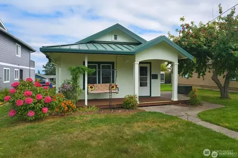 2023 K Ave, Anacortes, WA 98221
