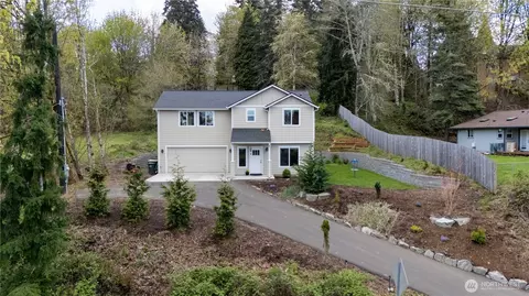 12141 Fairway Dr SW, Olympia, WA 98512