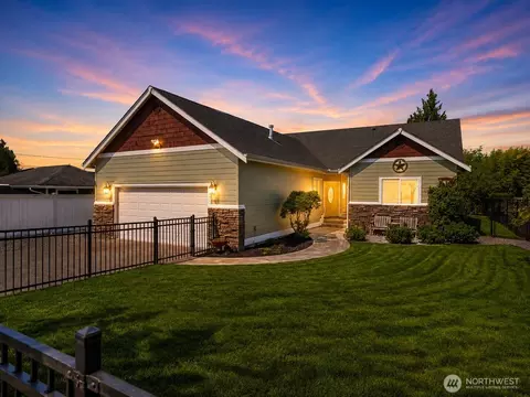 1301 Park Ave, Puyallup, WA 98372