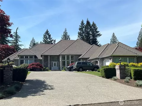 24019 SE 243rd St, Maple Valley, WA 98038