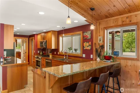 Kitchen - 446 Rendezvous Rd, Winthrop, WA 98862 photo 1 of 3