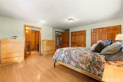 Bedroom - 446 Rendezvous Rd, Winthrop, WA 98862 photo 2 of 5
