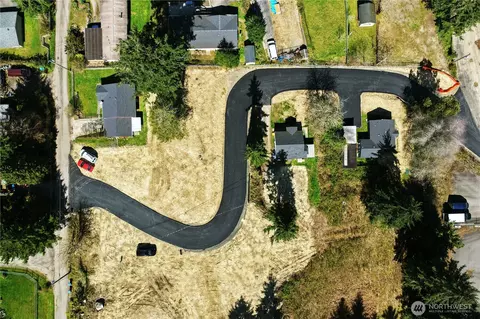 126 Lilac Ln, Bremerton, WA 98312