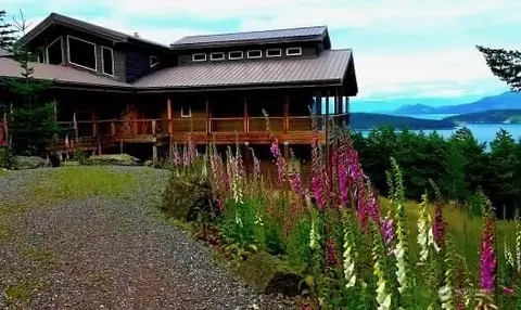 726 Pine Ridge Dr, Olga, WA 98279