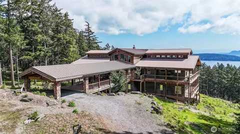 726 Pine Ridge Dr, Olga, WA 98279
