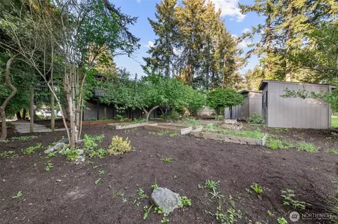 Exterior - 136 Rainier Acres Rd SE, Rainier, WA 98576 photo 11 of 11