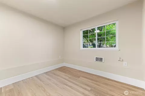 Bedroom - 136 Rainier Acres Rd SE, Rainier, WA 98576 photo 10 of 11
