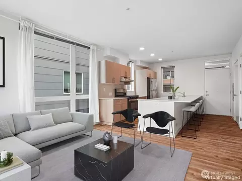 121 12th Ave E #406, Seattle, WA 98102