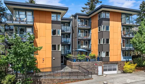 120 NW 39th St #304, Seattle, WA 98107
