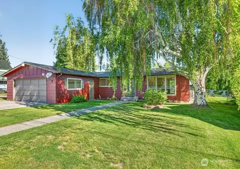 1312 Springwater Ave, Wenatchee, WA 98801