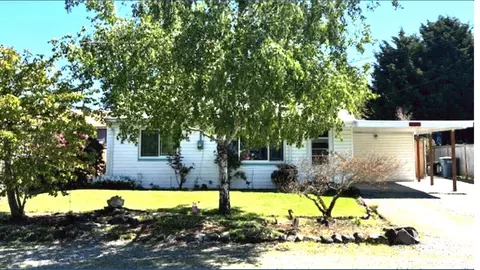 504 10th Ave, Milton, WA 98354