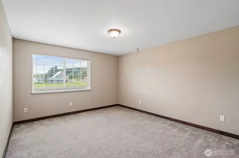 Bedroom - 284 Mauerman Rd, Chehalis, WA 98532 photo 2 of 9