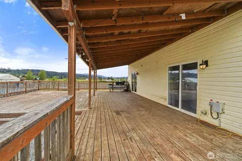 Exterior - 284 Mauerman Rd, Chehalis, WA 98532 photo 5 of 5