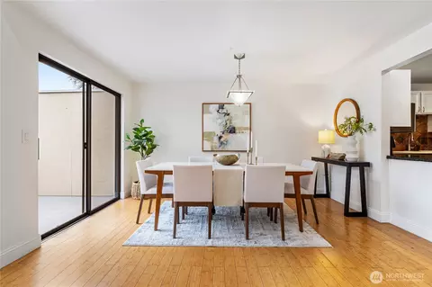 1603 103rd Pl NE #O5, Bellevue, WA 98004