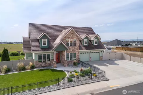 726 L St SW, Quincy, WA 98848