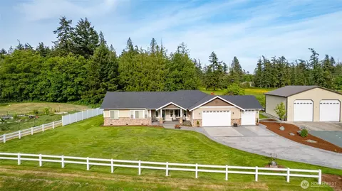 13837 Bay View Rd, Mount Vernon, WA 98273