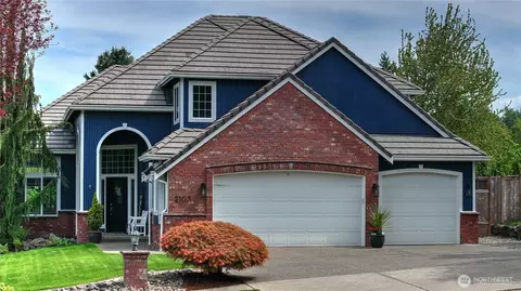 2103 13th St SW, Puyallup, WA 98371