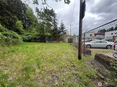 6325 Nn Evergreen Way, Everett, WA 98203 photo 2