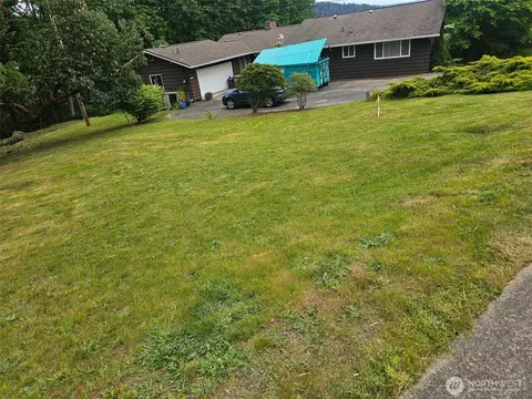 9311 Peacock Hill Ave, Gig Harbor, WA 98332