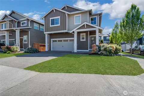 8905 Corona St NE, Lacey, WA 98516