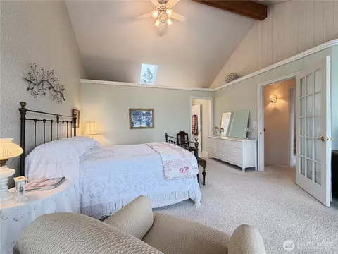 Bedroom - 38 M Cascade Dr, Everett, WA 98206 photo 1 of 9