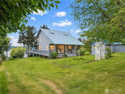 38 M Cascade Dr, Everett, WA 98206