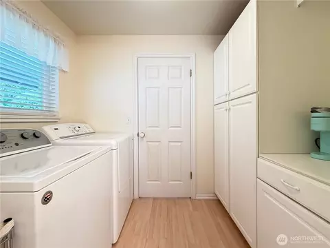 Other - 38 M Cascade Dr, Everett, WA 98206 photo 1 of 2