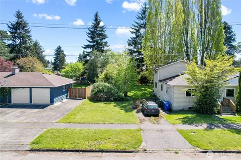 1417 SW Donovan St, Seattle, WA 98106