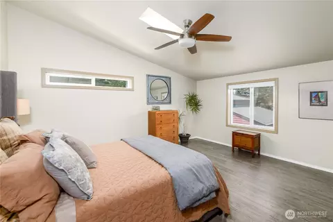 Bedroom - 3718 Sequim Dungeness Way, Sequim, WA 98382 photo 2 of 3