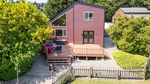Exterior - 3718 Sequim Dungeness Way, Sequim, WA 98382 photo 6 of 10