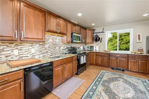 Kitchen - 3718 Sequim Dungeness Way, Sequim, WA 98382 photo 1 of 3