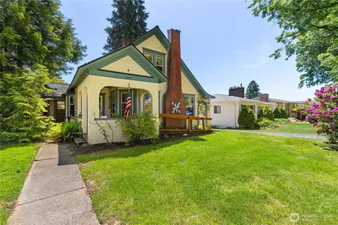 1205 Front St, Lynden, WA 98264