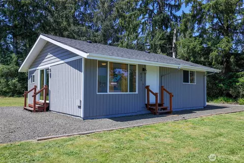 621 N Broadway, Westport, WA 98595