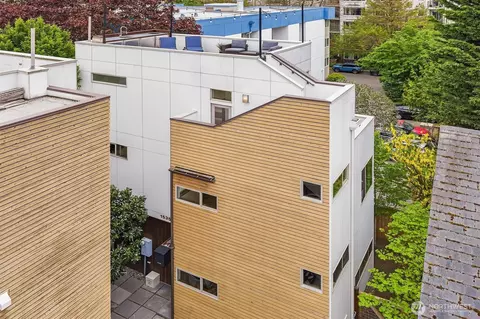 1535 NW 58th St, Seattle, WA 98107