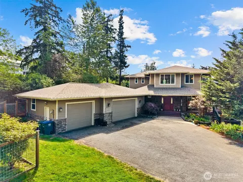1745 Academy Rd, Bellingham, WA 98226